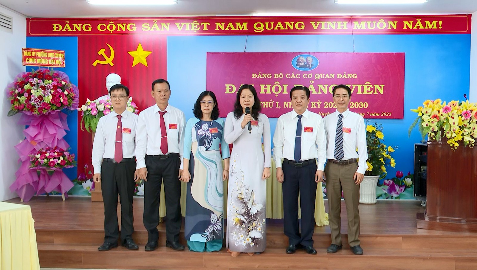 Ban chấp hành Đảng bộ các cơ quan Đảng phường Long Xuyên nhiệm kỳ 2025 – 2030