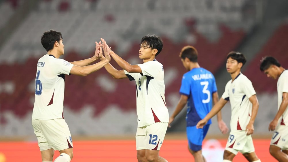 U23 Thailand belegte nach einem 3:1-Sieg über U23 Philippinen den dritten Platz - Foto 1