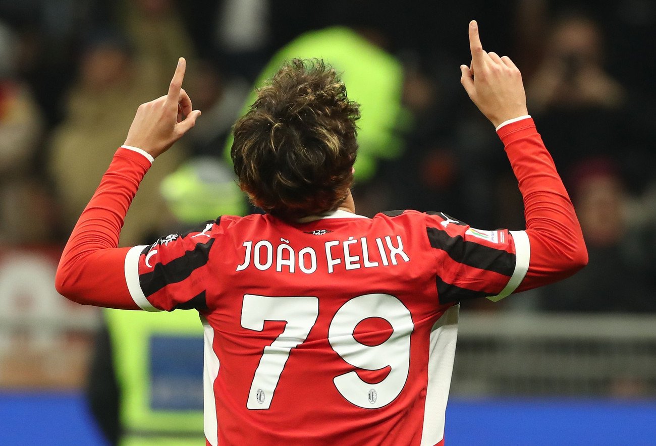 ac-milan-v-as-roma-quarter-final.jpg