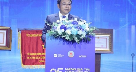 រដ្ឋមន្ត្រីក្រសួងហិរញ្ញវត្ថុ៖ ជឿជាក់ថា ទីផ្សារភាគហ៊ុនវៀតណាមនឹងប្រសើរឡើងក្នុងពេលឆាប់ៗនេះ បន្តអភិវឌ្ឍប្រកបដោយនិរន្តរភាព និងសមាហរណកម្ម