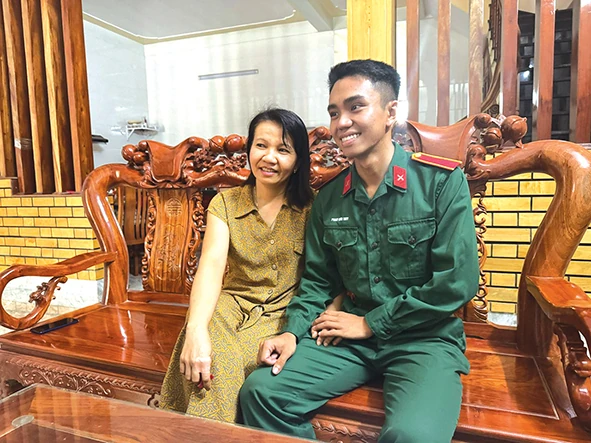 Những đứa con của người anh hùng