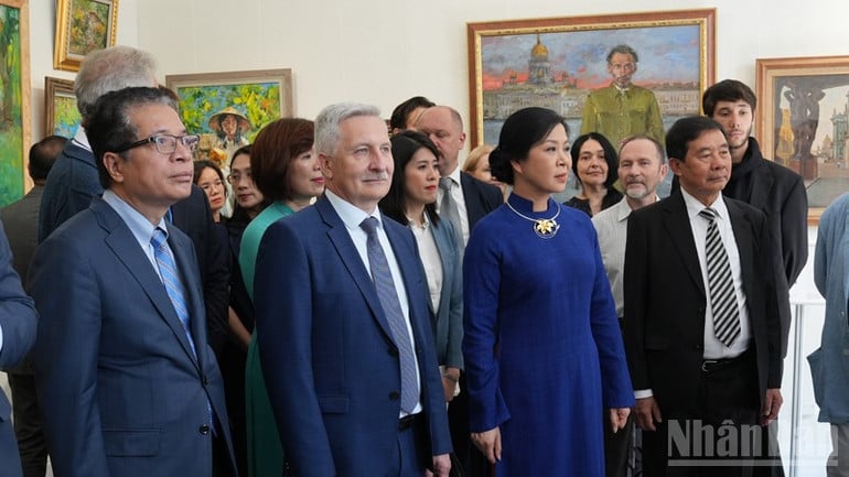 Khánh thành Trung tâm Văn hóa Nga-Việt tại “thủ đô phương Bắc” nước Nga - Ảnh 3.