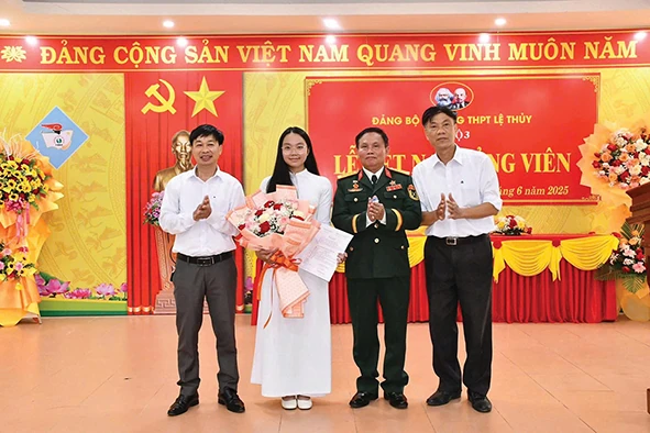Những đứa con của người anh hùng