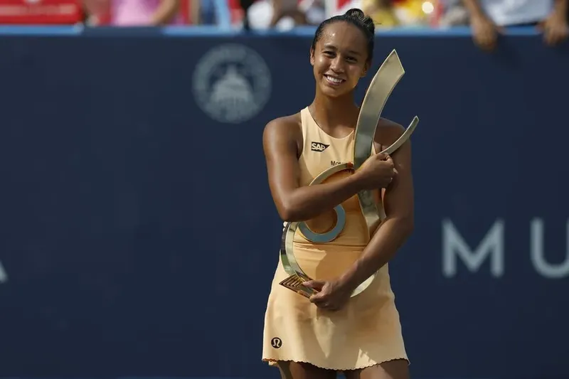 Leylah Fernandez đăng quang DC Open, giành danh hiệu lớn nhất sự nghiệp