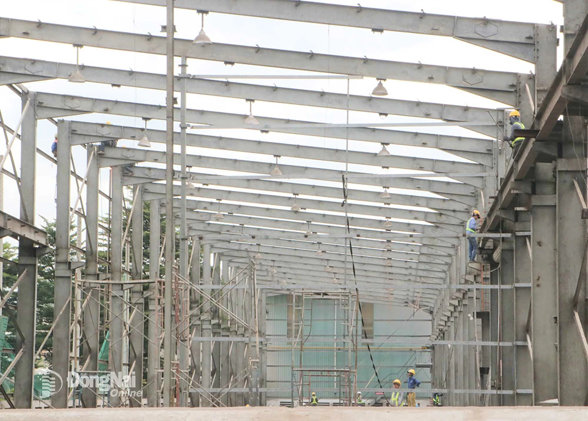 Previously, part of the factory of the Southern Steel Joint Venture Company was dismantled and relocated. Photo: Pham Tung