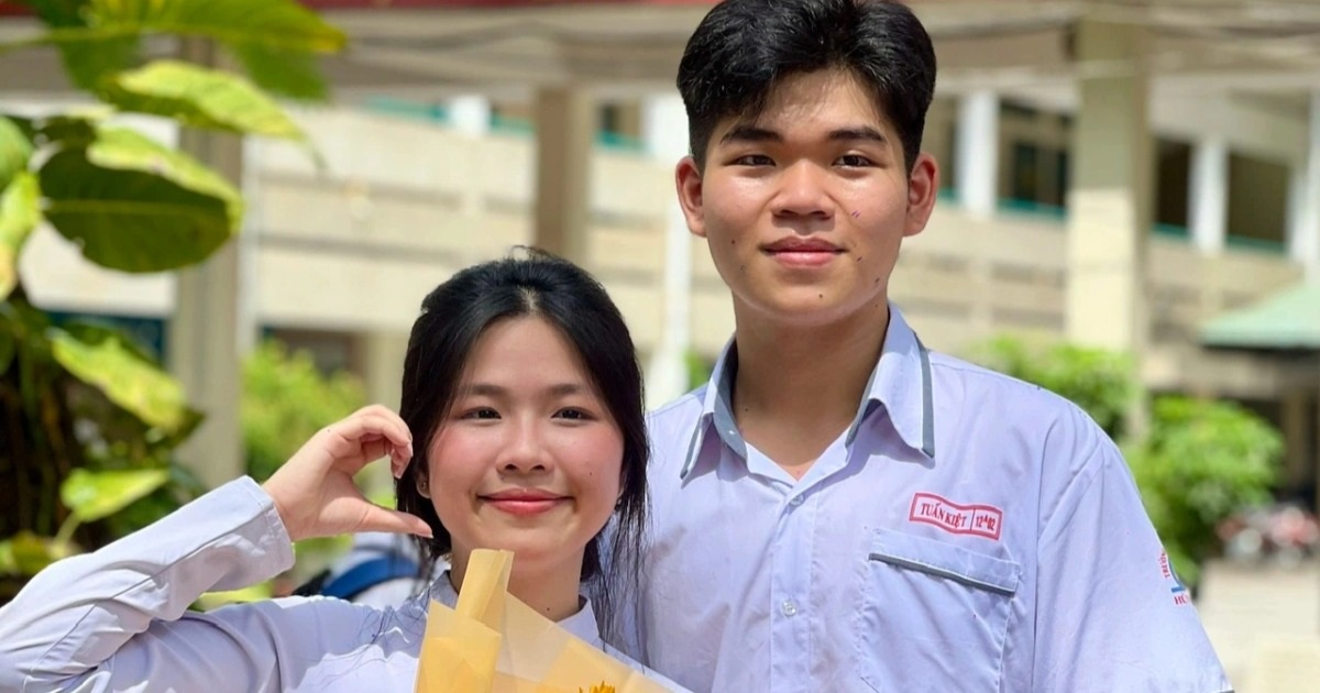 Trường “quay xe”, đại học lớn nhất nước quy đổi tương đương 2 tổ hợp