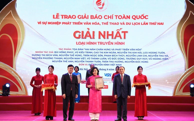 ផ្សព្វផ្សាយបទប្បញ្ញត្តិនៃពានរង្វាន់សារព័ត៌មានជាតិលើកទី៣ “ដើម្បីបុព្វហេតុអភិវឌ្ឍន៍វប្បធម៌វៀតណាម”