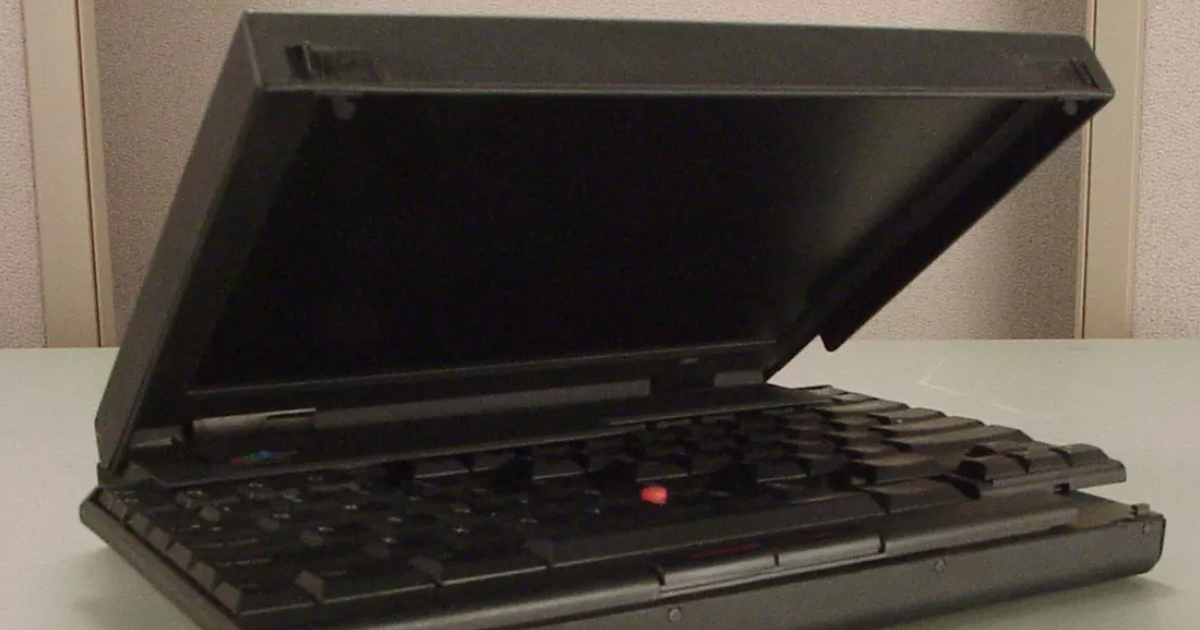 Chiếc laptop làm rung chuyển thị trường 30 năm trước của IBM