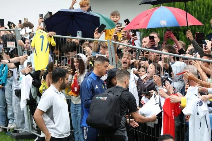 ronaldo-png-1753731610-2787-1753731754.jpg