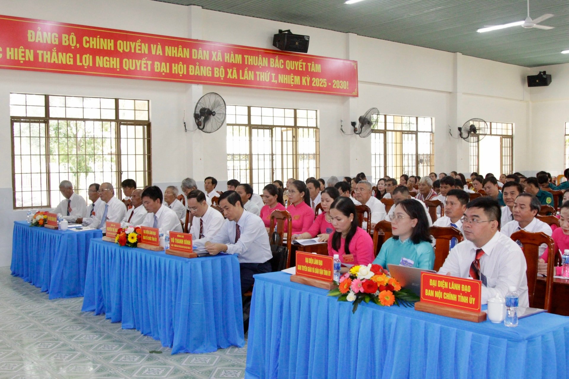 Đại biểu dự Đại hội xã Hàm Thuận Bắc