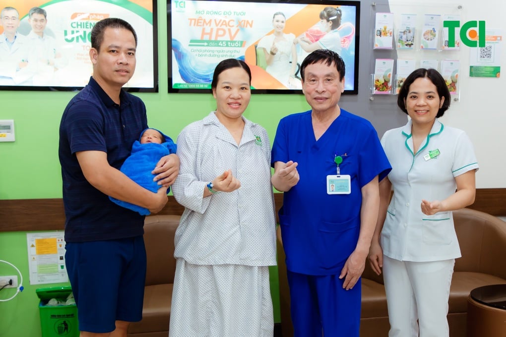 Cứu sống sản phụ bị vỡ tử cung do tai nạn giao thông - 4