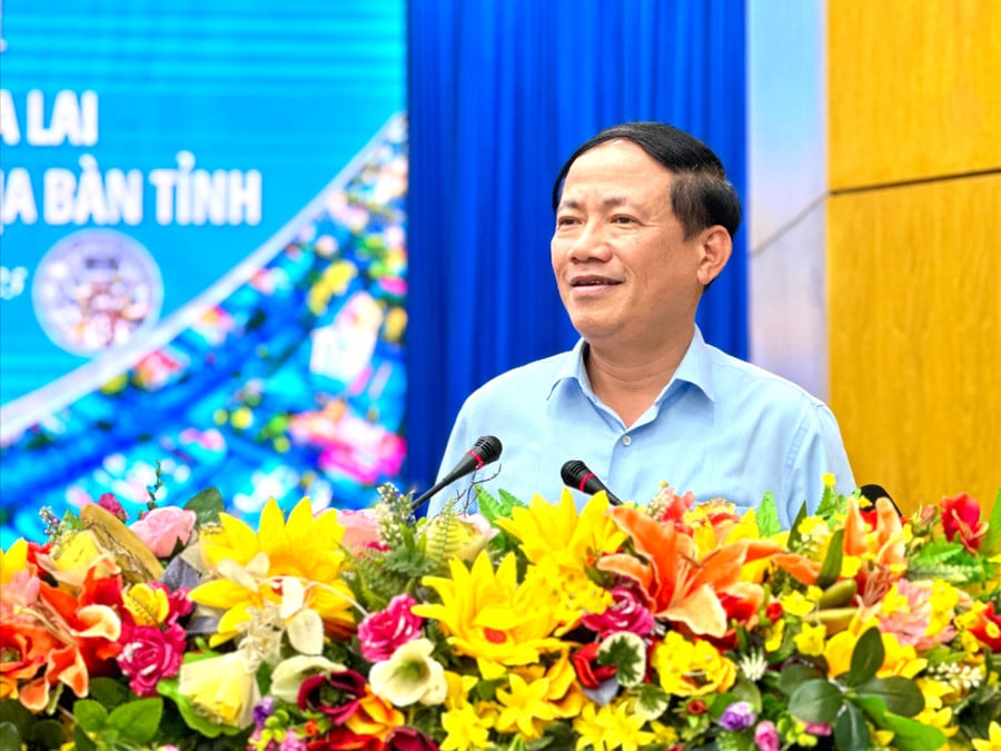 pho-bi-thu-tinh-uy-chu-tich-ubnd-tinh-phat-bieu-khai-mac-chuong-trinh-doi-thoai-anh-ha-duy.jpg
