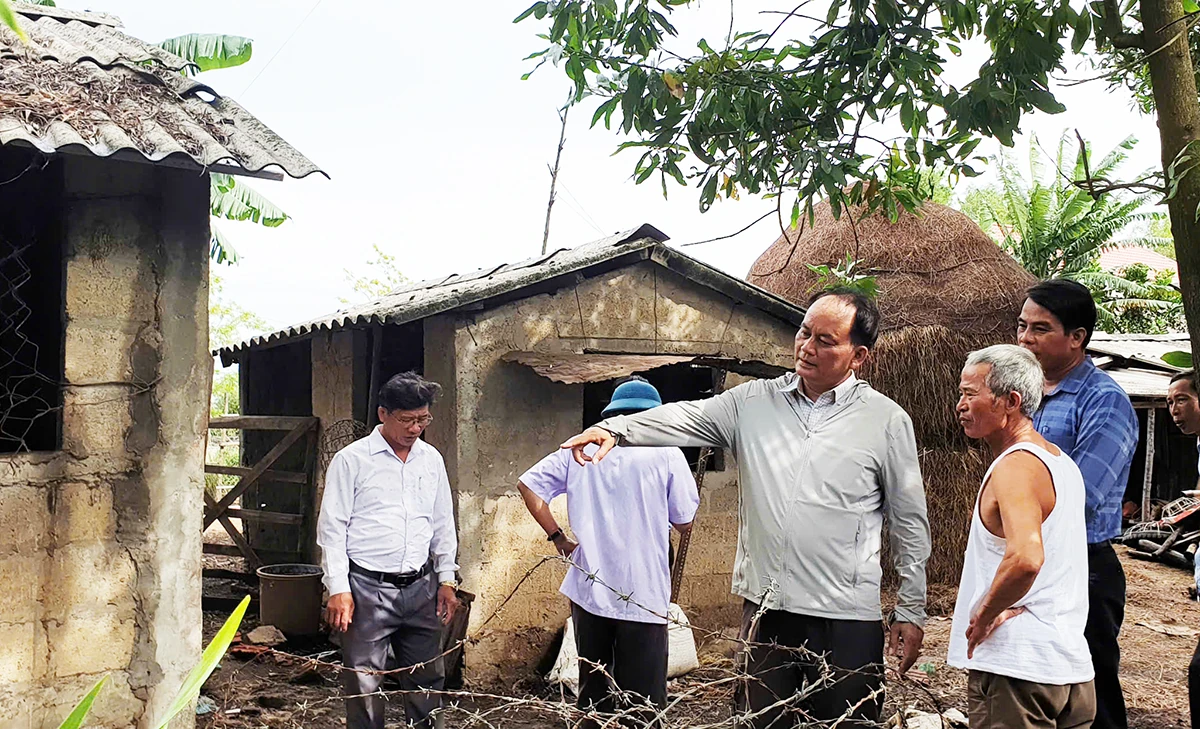 Xã Gio Việt: Kiểm tra tình hình chăn nuôi lợn trên địa bàn