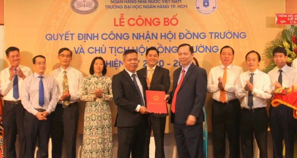ធ្វើឲ្យល្អឥតខ្ចោះនូវដំណើរការនៃការសម្របសម្រួលការបង្កើតថ្មីក្នុងការគ្រប់គ្រងសាលារៀន