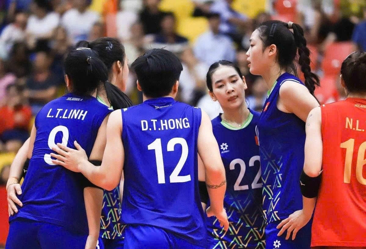 3-tuyen-bong-chuyen-nu-vn1.jpg