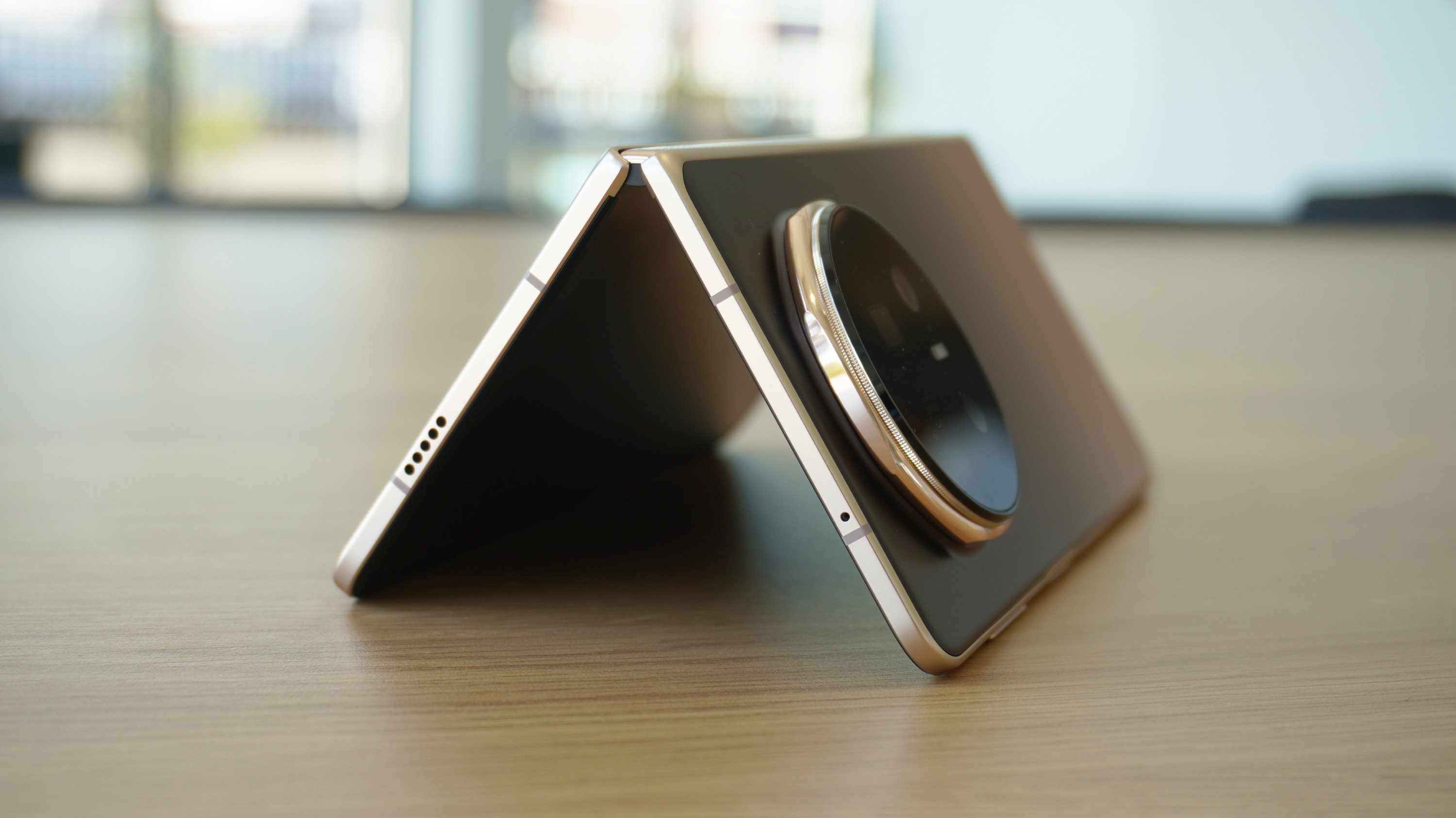 smartphone man hinh gap,  smartphone gap Samsung,  Honor Magic V5,  smartphone sieu mong anh 10