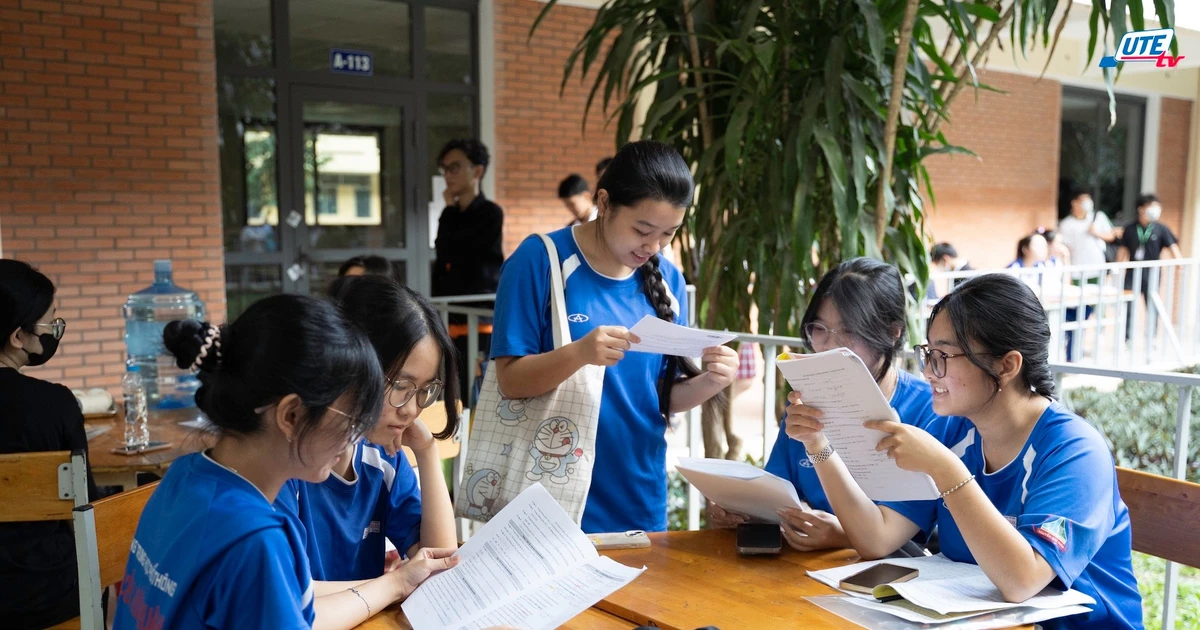 L'Université nationale de Hô-Chi-Minh-Ville organise un examen d'évaluation des compétences pour deux salles d'examen présentant des problèmes