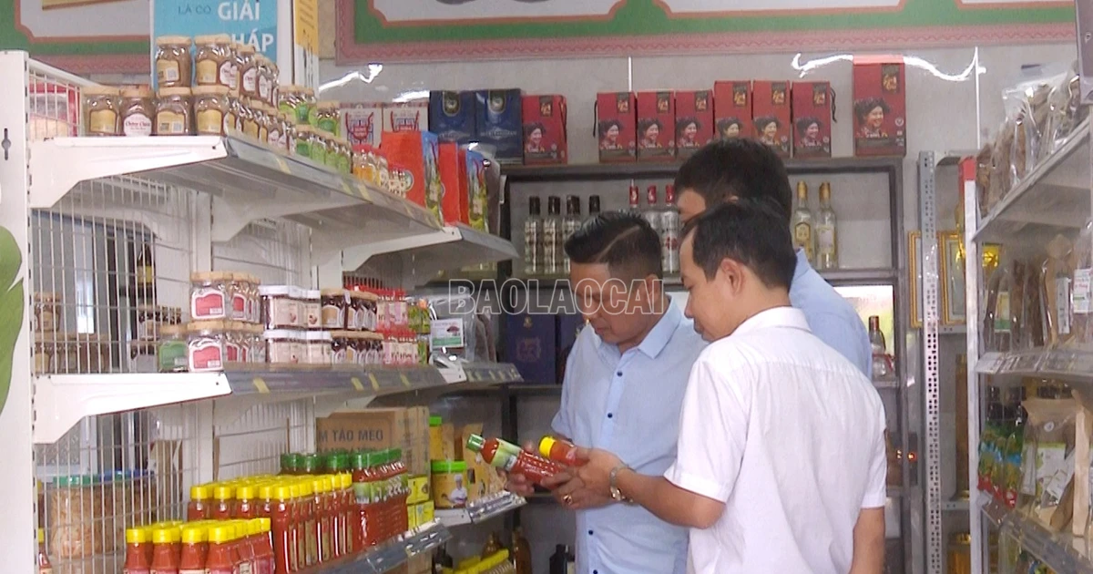 5/11 essential goods groups in Lao Cai province have slightly increased prices