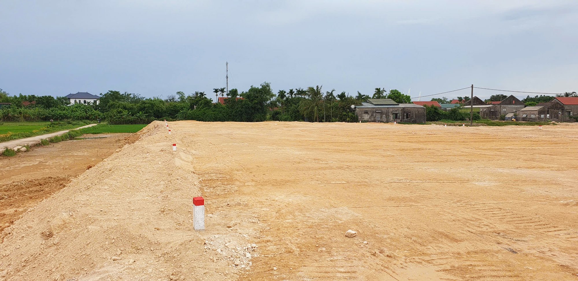 Bàn giao đất tái định cư cho 6 hộ dân ở Triệu Bình