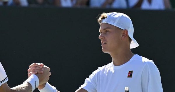 បន្ទាប់ពី Wimbledon លោក Holger Rune មានបញ្ហាក្នុងការលក់រ៉ាកែតដែលខូច