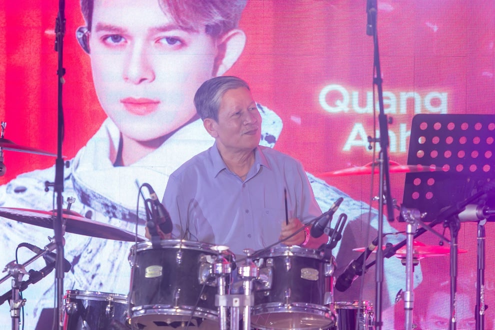 Quang Anh tiết lộ từng xin được biểu diễn trên sân khấu - 3