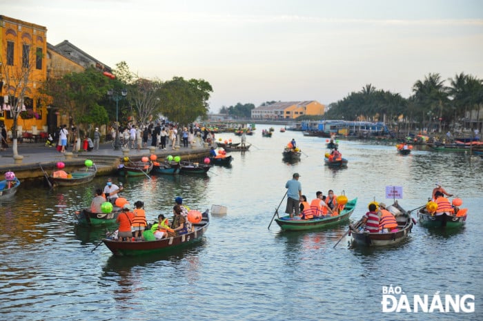 Đà Nẵng ​​​​​​​đánh thức tiềm năng du lịch đường sông - Ảnh 7.