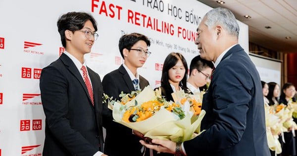 La Fondation Fast Retailing continue d'attribuer des bourses complètes aux étudiants vietnamiens
