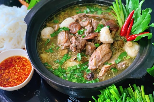 Sấu vào mùa giá rẻ, tranh thủ mua về làm ngay các món ăn cứ có thêm sấu là 'ngon gấp bội', giải nhiệt cực tốt này- Ảnh 3.