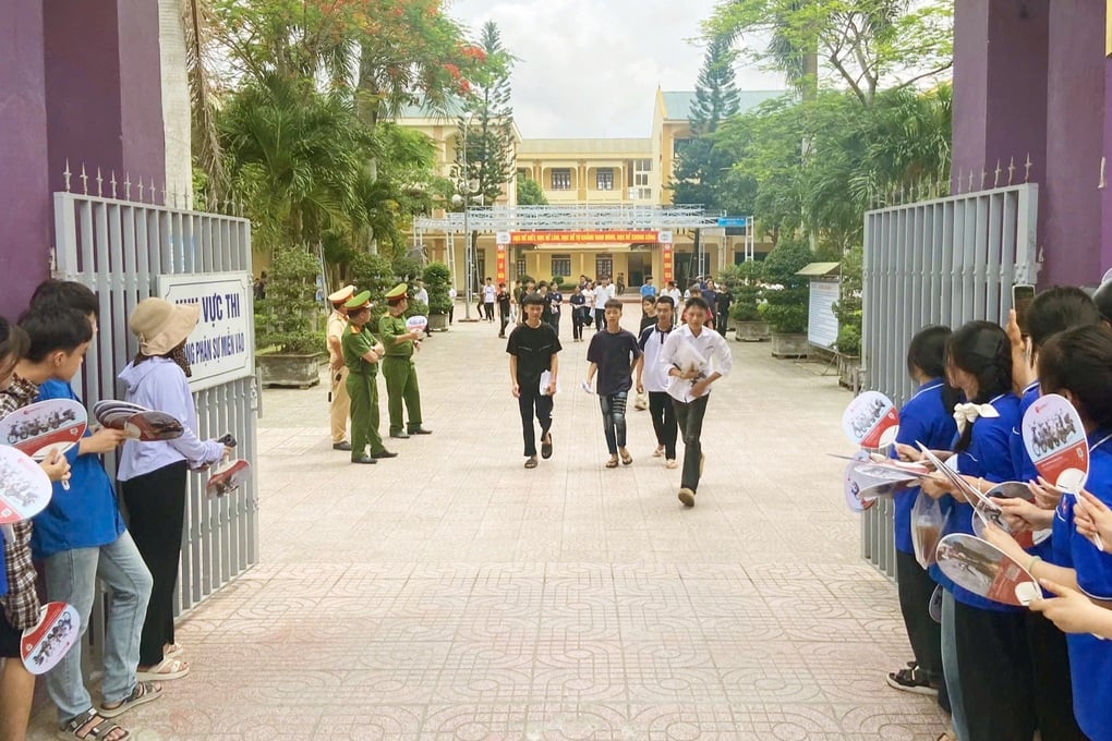 2,5 điểm 3 môn vẫn đậu lớp 10 trường công lập, vì sao? - 1