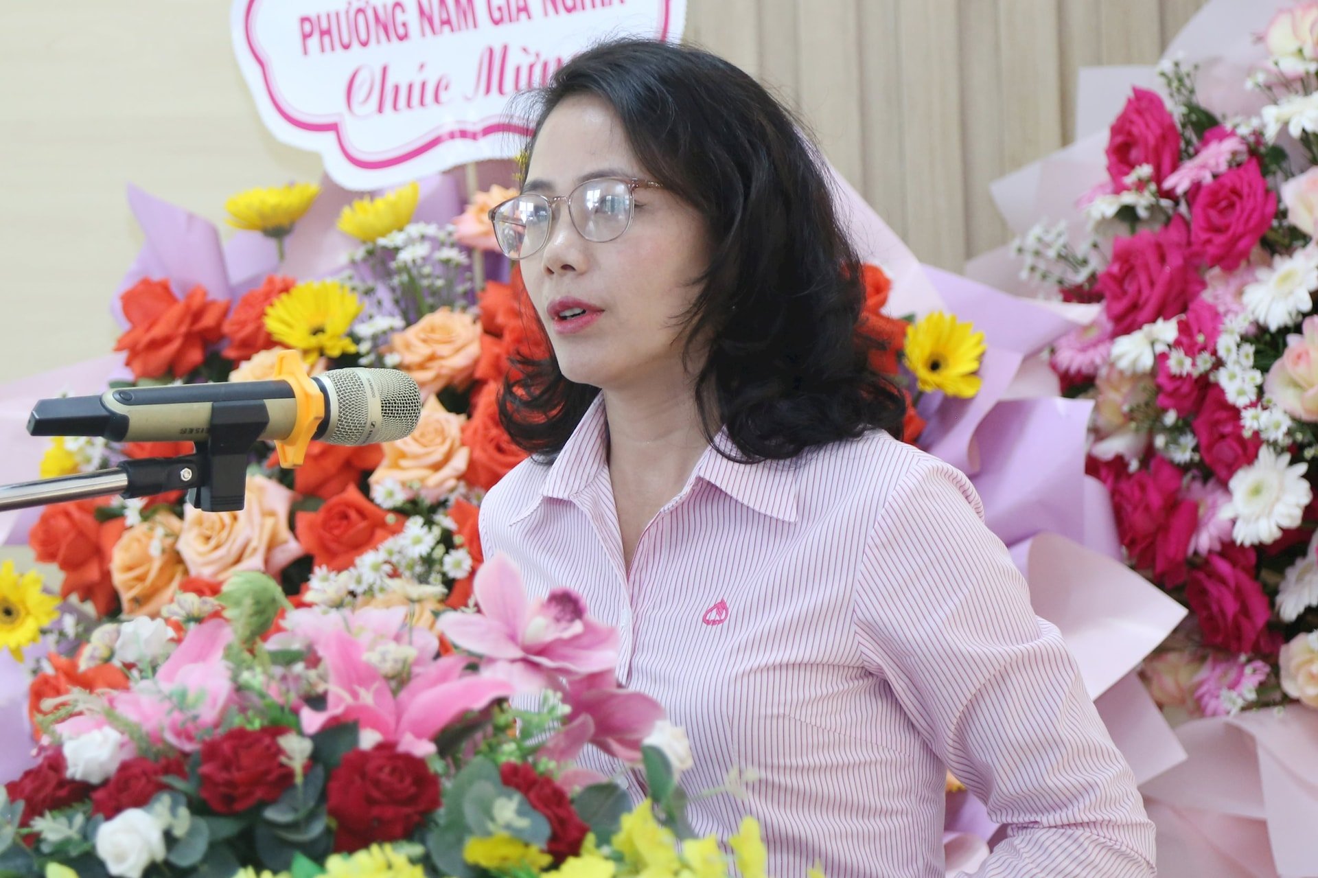 bà thu