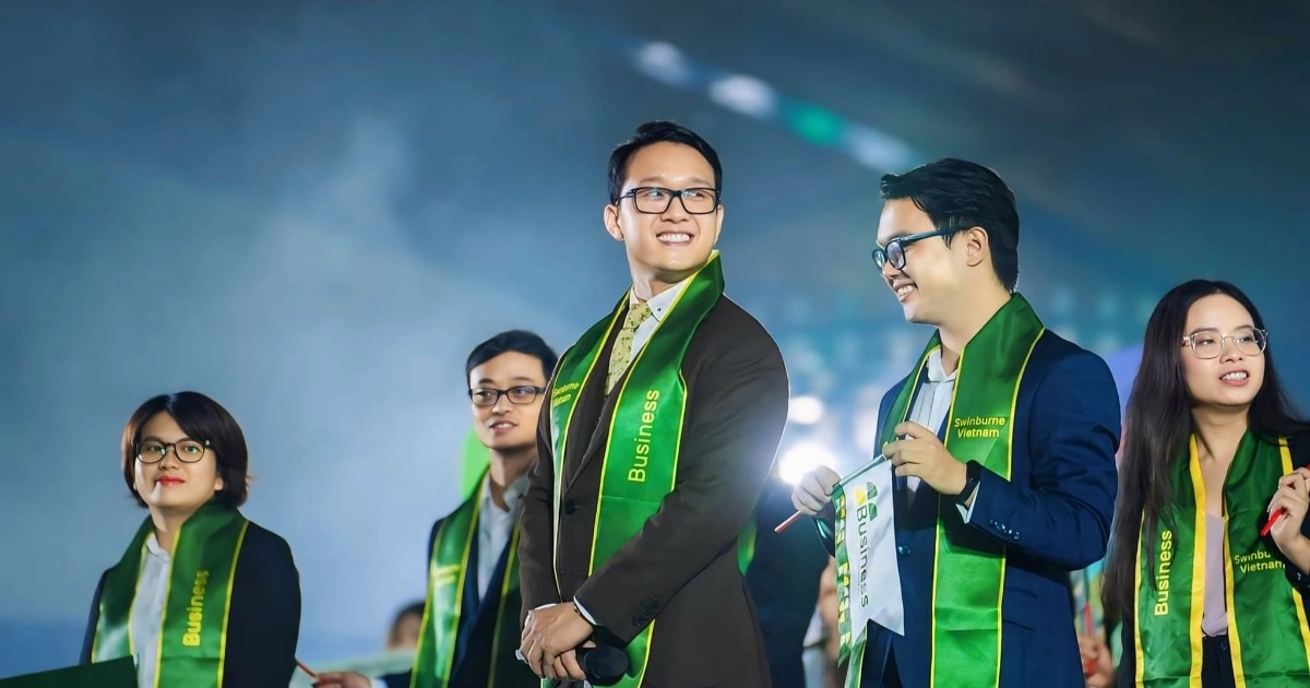 9X បណ្ឌិត Vu Minh Truong៖ "ខ្ញុំ​មិន​ចង់​សម​នឹង​ផ្សិត​ដែល​មាន​ស្រាប់"