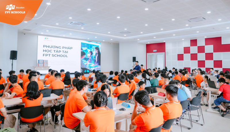 Đội ngũ giáo viên chất lượng - Nền tảng tạo nên môi trường học hạnh phúc và toàn diện tại FPT School Thanh Hóa