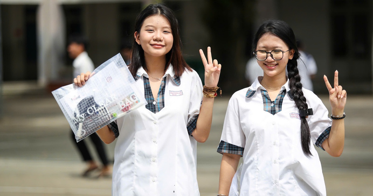 Anxiously following the high school graduation literature exam marking: Good questions, but is it easy to get a high score?