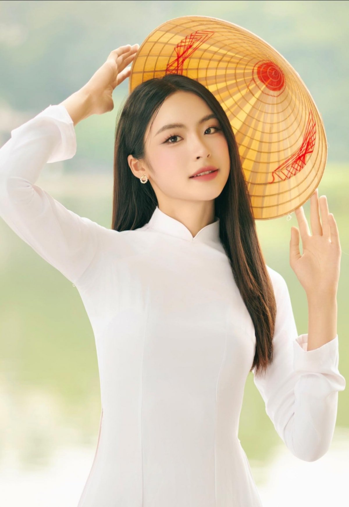 nhan sac ngot ngao cua A hau que hai phong coi mai phuong thuy la than tuong hinh anh 6