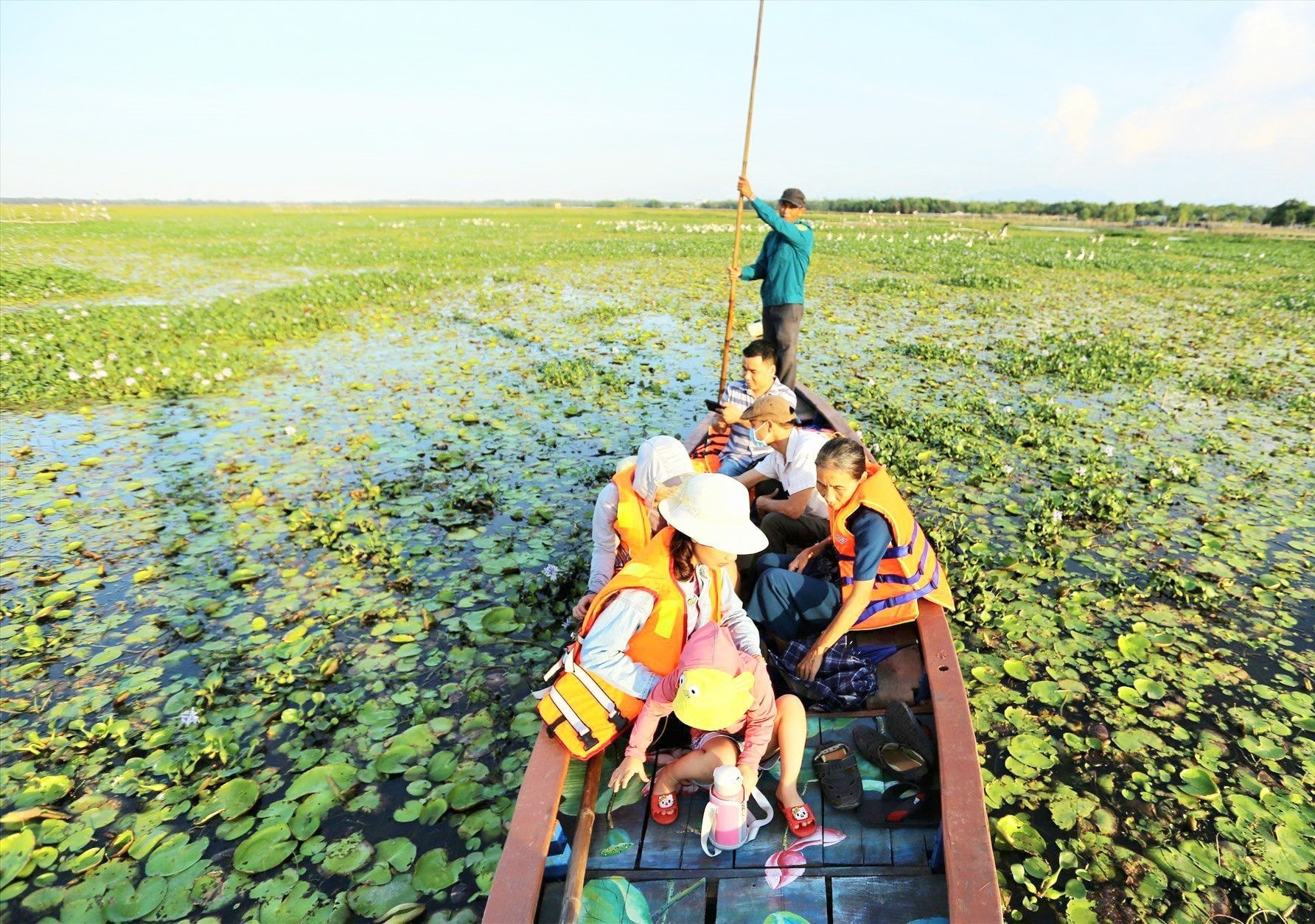 images.baoquangnam.vn-storage-newsportal-2023-12-17-153180-_tnb-62254.jpg