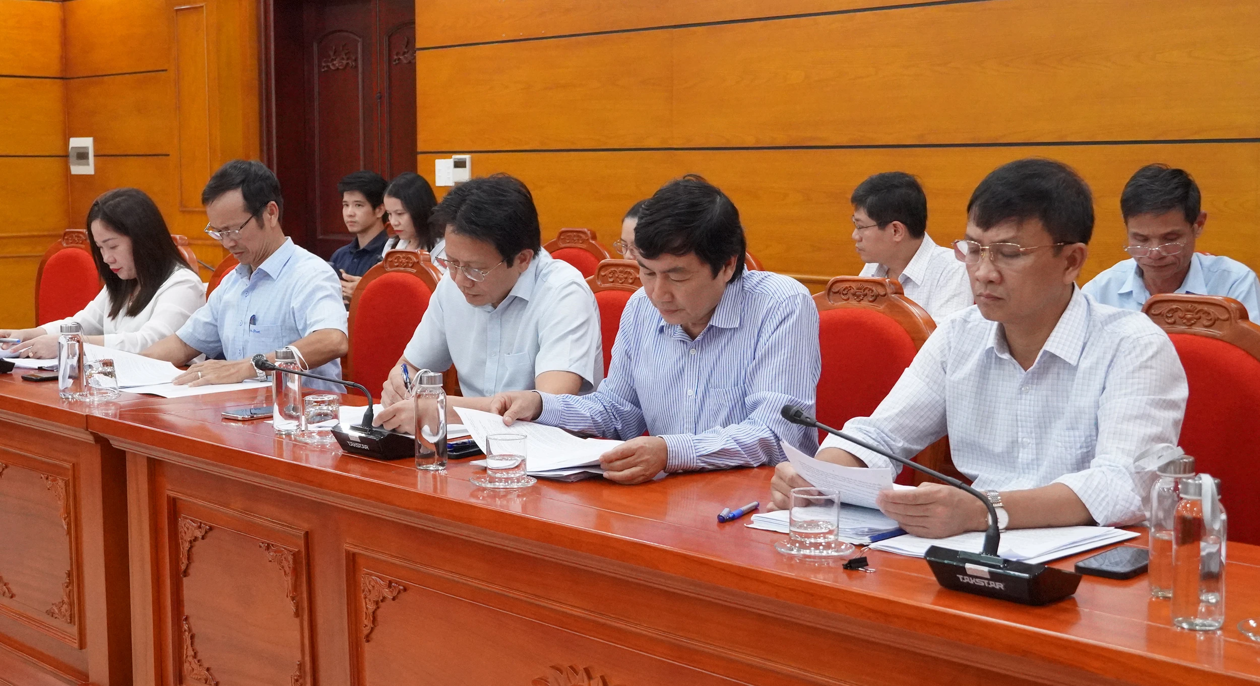Thẩm tra một số nội dung trình tại kỳ họp thứ 2, HĐND tỉnh khoá VIII