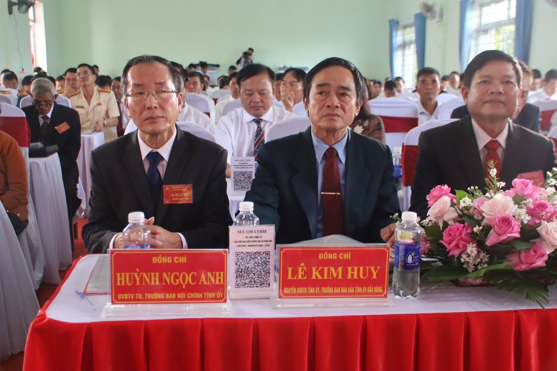 Đồng chí Huỳnh Ngọc Anh, Ủy viên Ban Thường vụ Tỉnh ủy, Trưởng Ban Nội chính Tỉnh ủy Lâm Đồng cùng các đại biểu tham dự