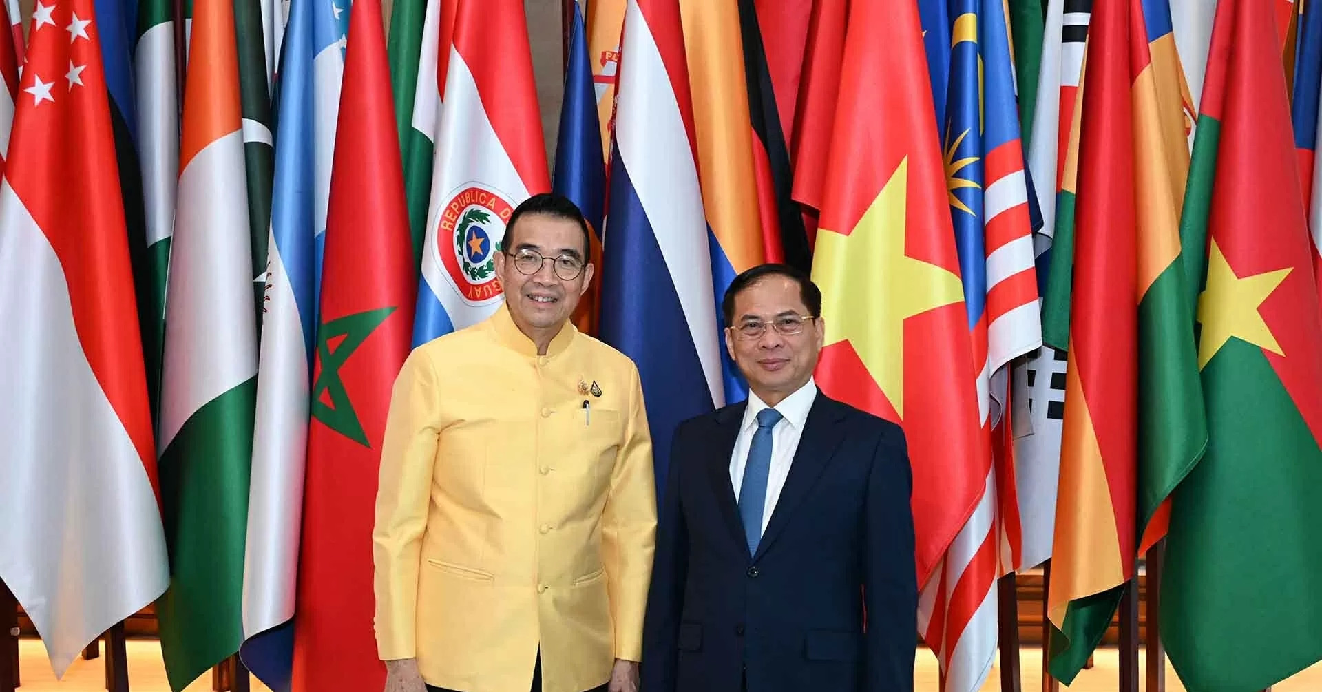 Vietnam ready to help Thailand and Cambodia implement ceasefire agreement