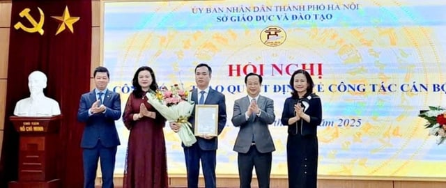 Sở GD-ĐT chính thức có quyền tuyển dụng, điều động đội ngũ nhà giáo  - Ảnh 1.