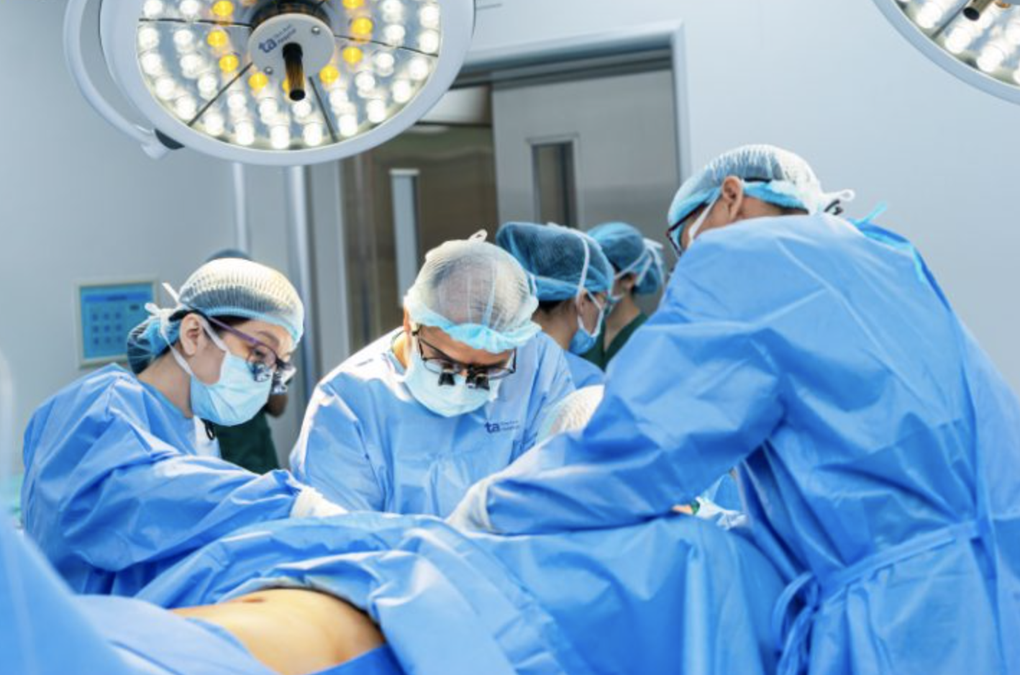 Bé gái 12 tuổi đi cấp cứu lúc nửa đêm vì tình trạng hiểm ở vùng kín - 1