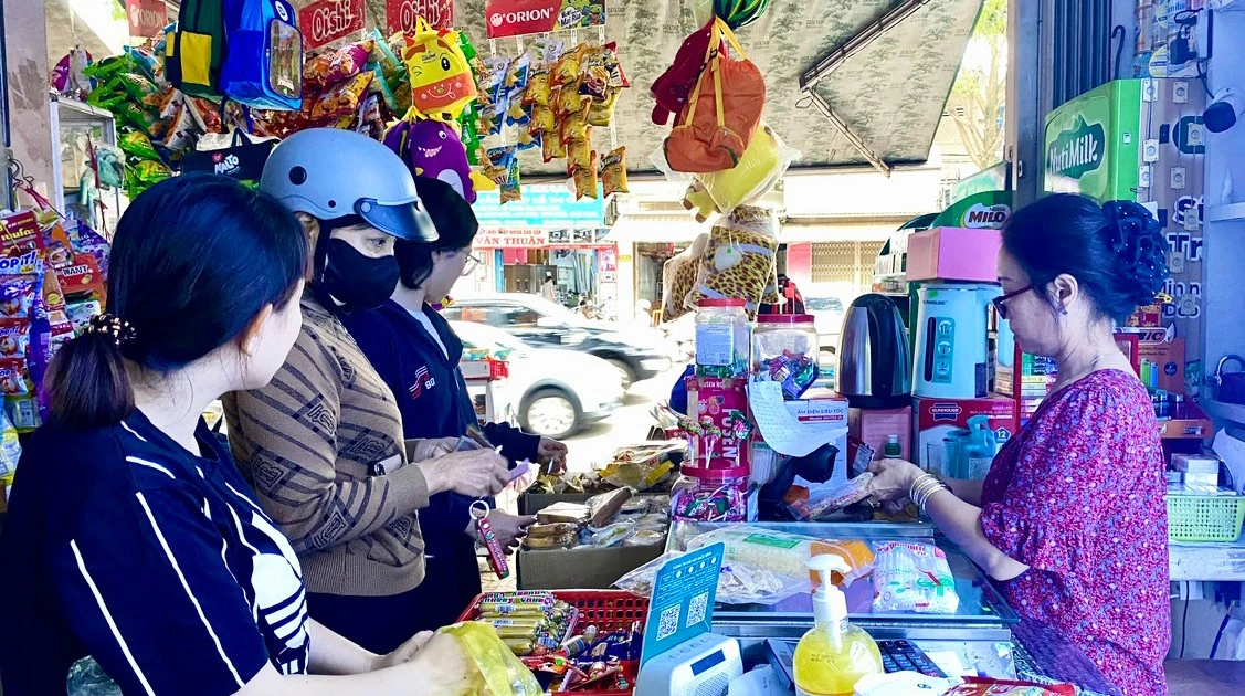 Siết chặt quy định về hóa đơn: Người kinh doanh hàng “nhà làm” phấp phỏng