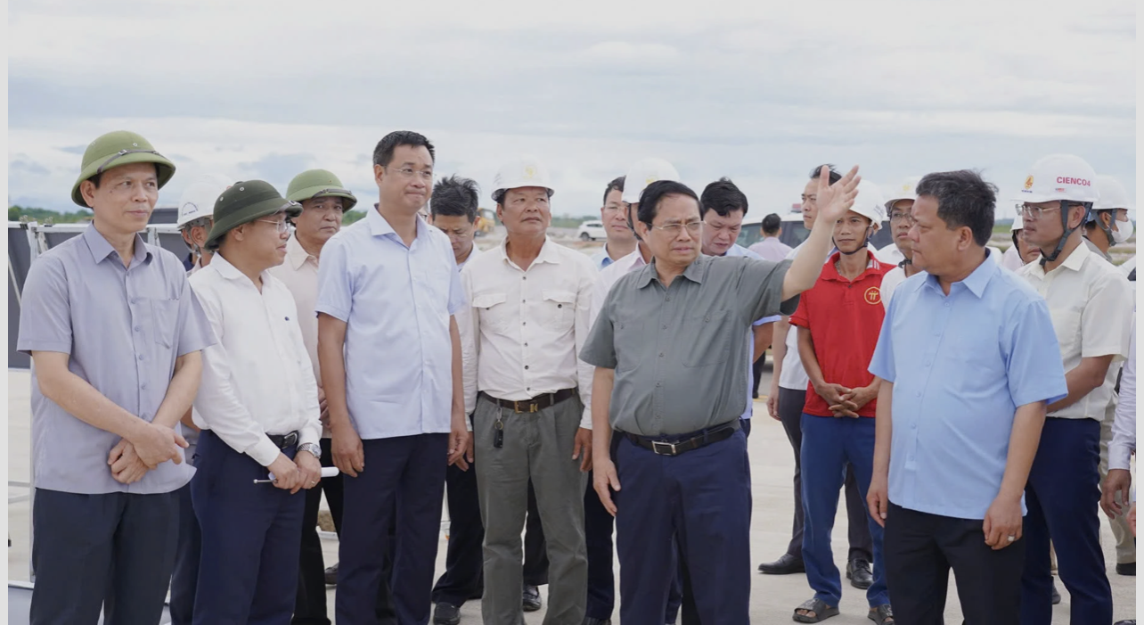 tu-tuong-pham-minh-chinh-kiem-tra-cong-trinh-trong-diem-o-quang-tri-267-1.png