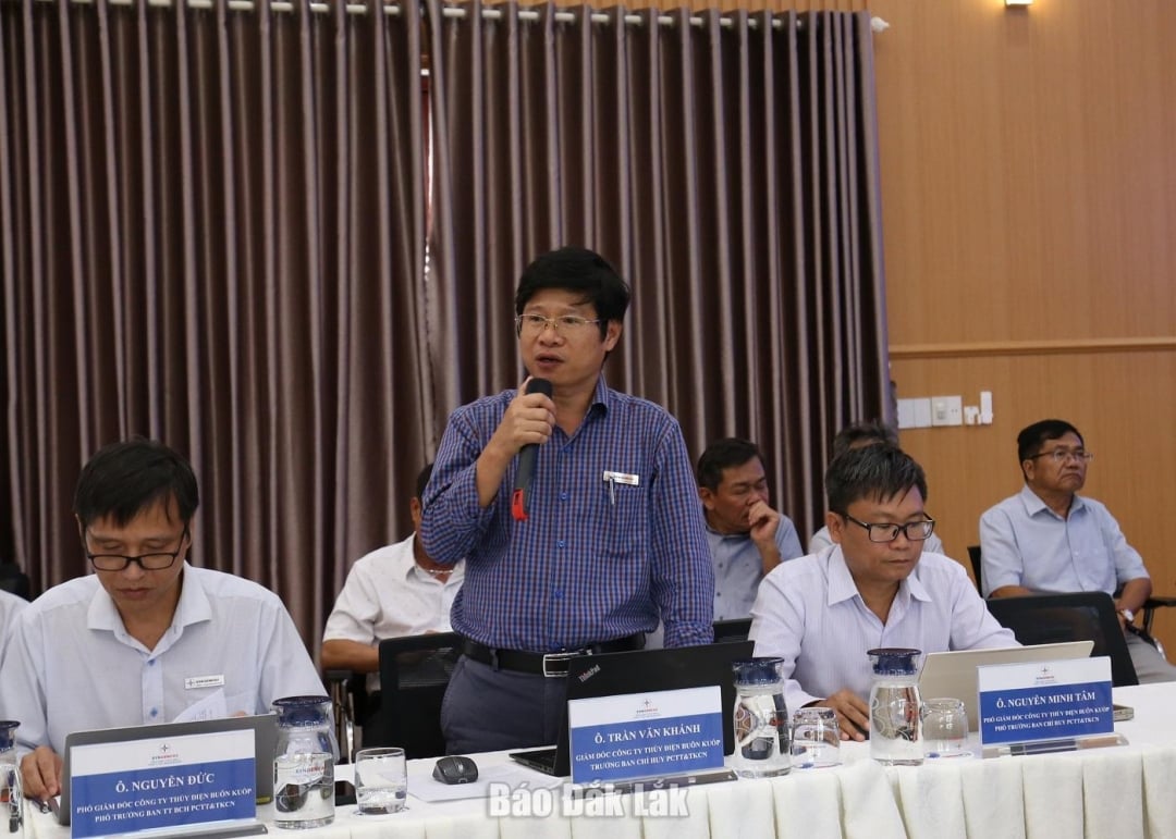លោក Tran Van Khanh នាយកក្រុមហ៊ុនវារីអគ្គិសនី Buon Kuop បាននិយាយនៅក្នុងសន្និសីទ។
