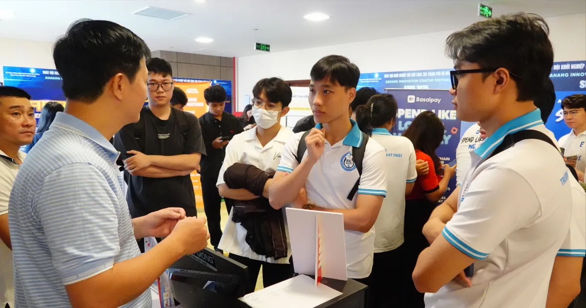 Từ vùng thử nghiệm đến thành phố quản trị số tiên phong