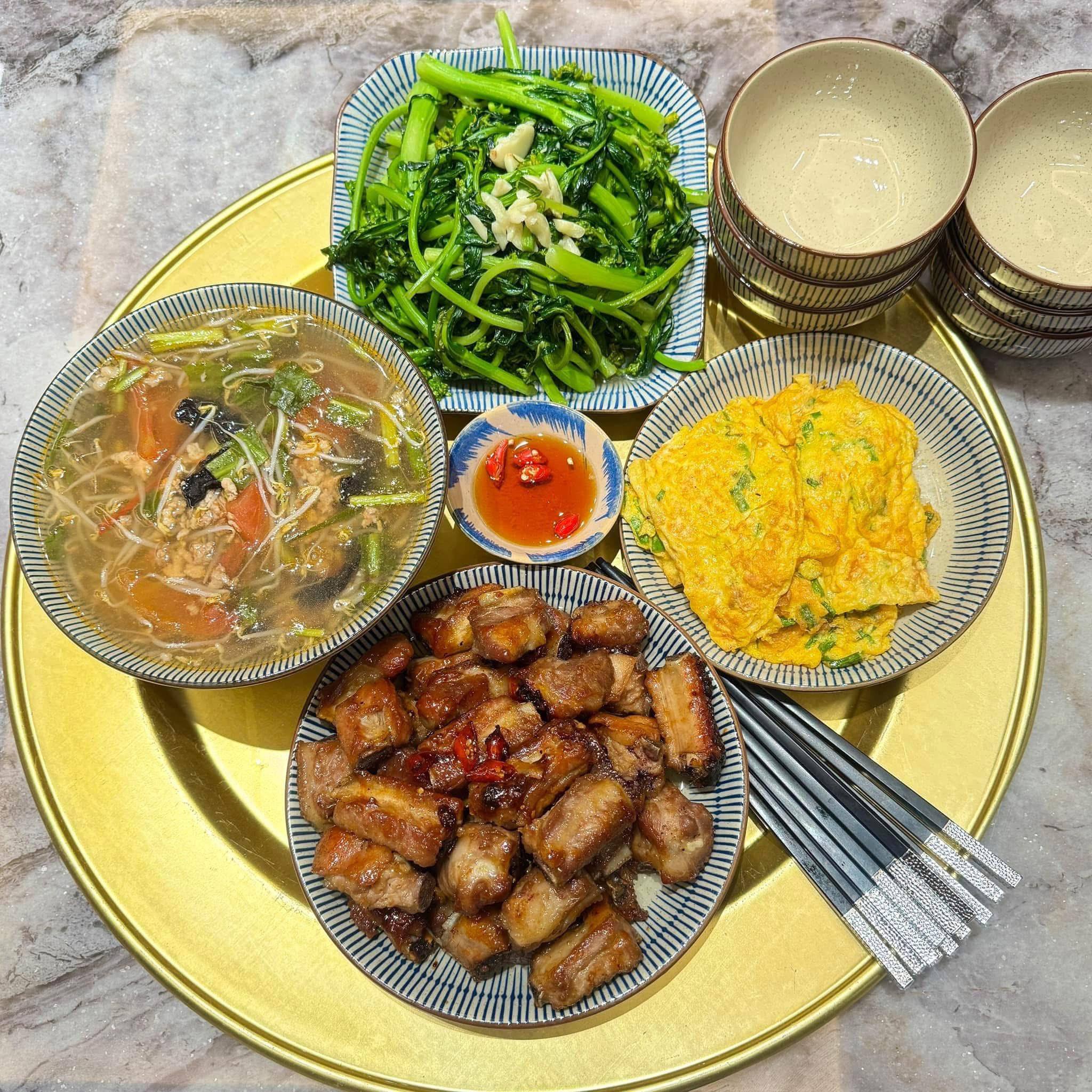 Không phải cứ ra ăn hàng là xịn, mâm cơm nhà thời 4.0 mới là lựa chọn được săn đón nhất hè này- Ảnh 51.
