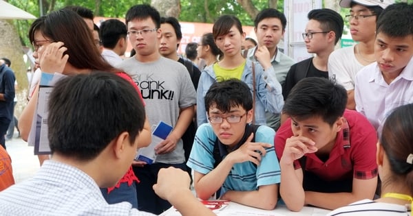 Xét tuyển đại học: Không nên chủ quan điểm sàn giảm, điểm chuẩn sẽ thấp