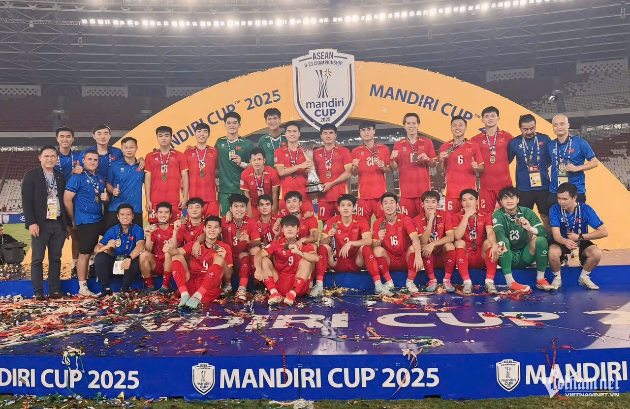 Lập hat-trick vô địch Đông Nam Á: Khi U23 Việt Nam trên tầm
