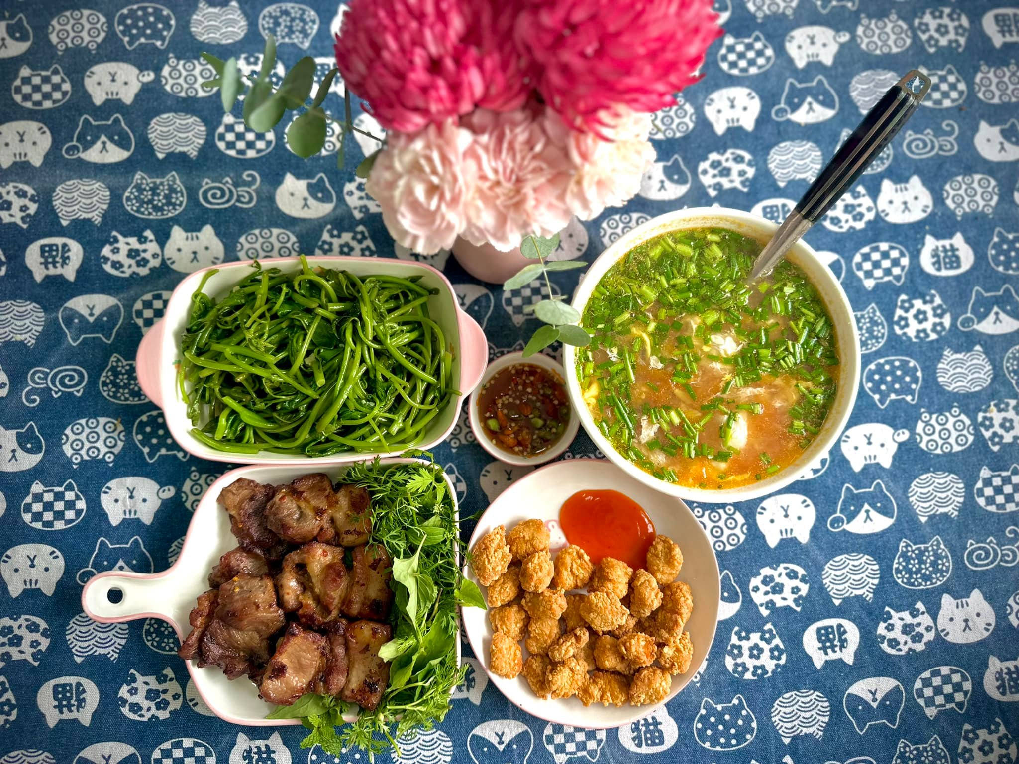 Không phải cứ ra ăn hàng là xịn, mâm cơm nhà thời 4.0 mới là lựa chọn được săn đón nhất hè này- Ảnh 48.