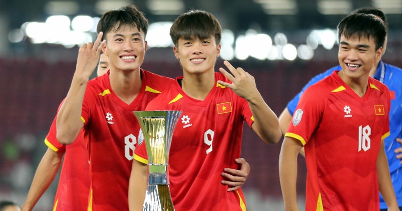 កាសែត​ថៃ៖ U23 វៀតណាម ជាប់​លេខ ១ ក្នុង​បាល់ទាត់​អាស៊ីអាគ្នេយ៍