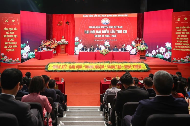 Thủ tướng: Báo chí phải kiến tạo được các dòng thông tin tích cực, chủ lưu- Ảnh 2.